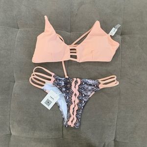 Size large. Never worn cupshe bikini. Tags on!